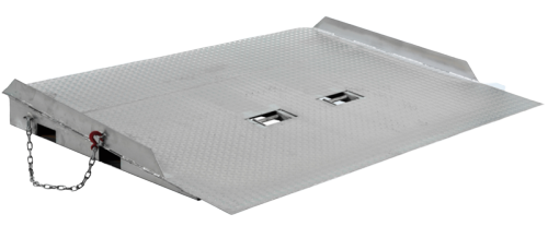 Kontener_beallo_rampa_8t (16).png